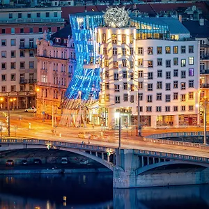 Dancing House - Tancici Dum **** Πράγα