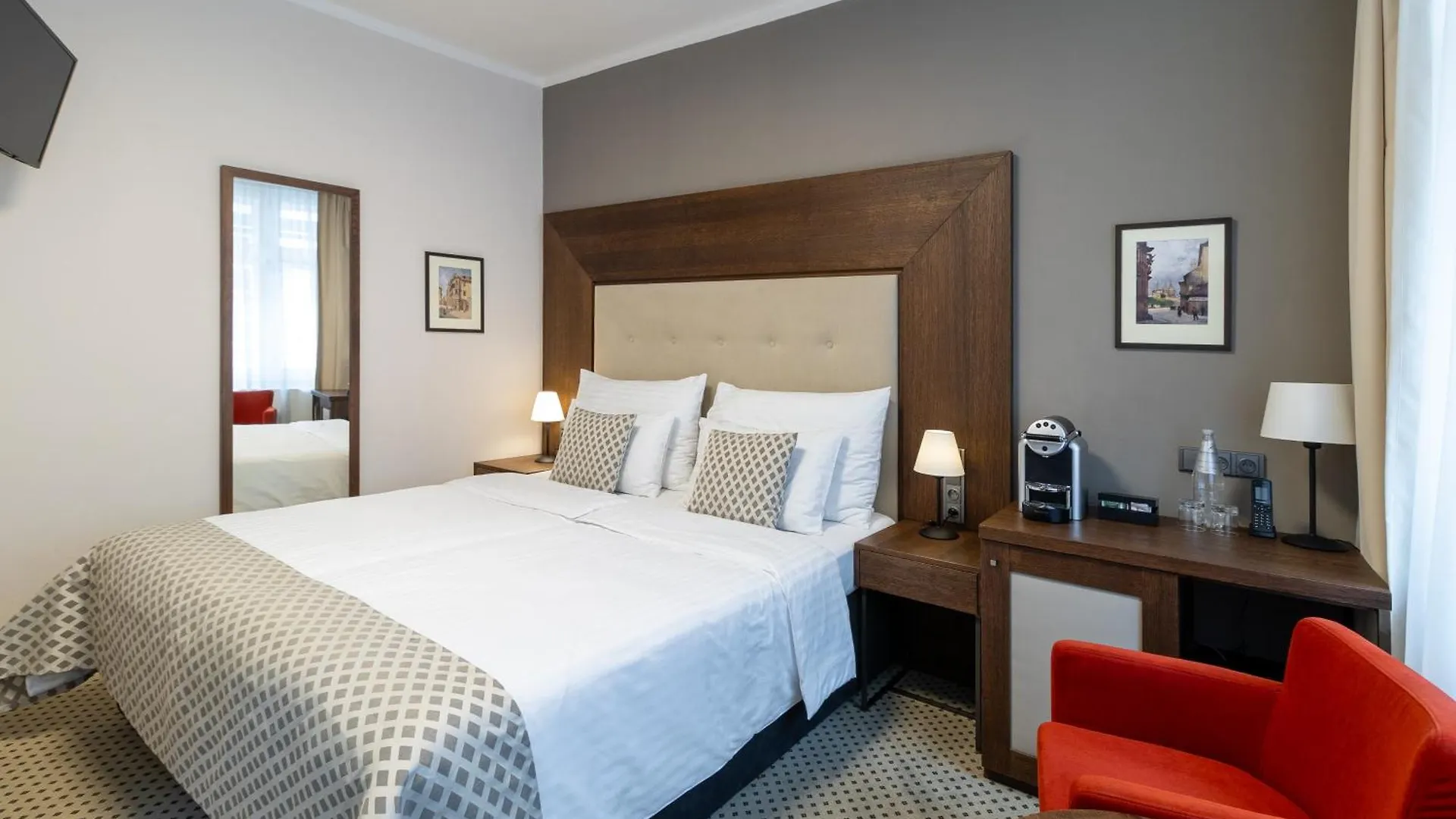 ***  פראג Hotel Ikona צ'כיה