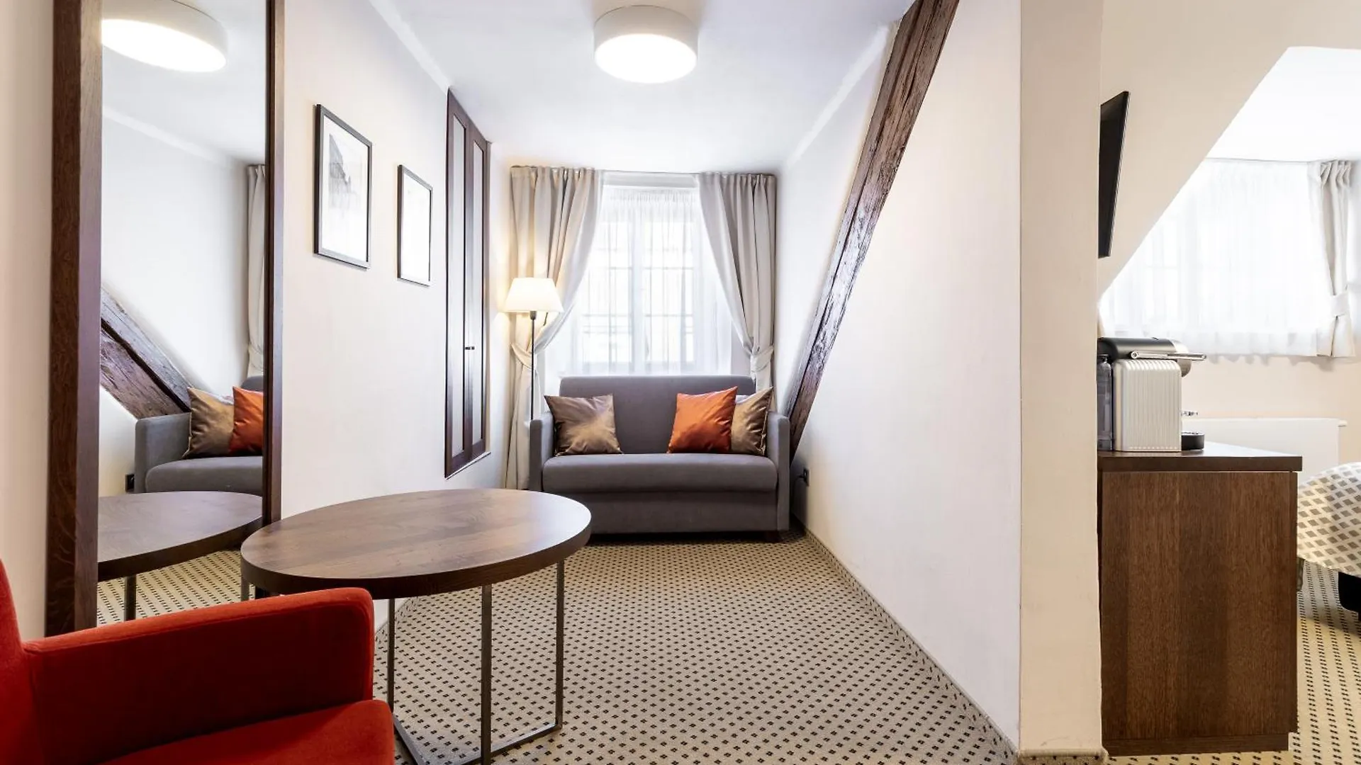 פראג Hotel Ikona